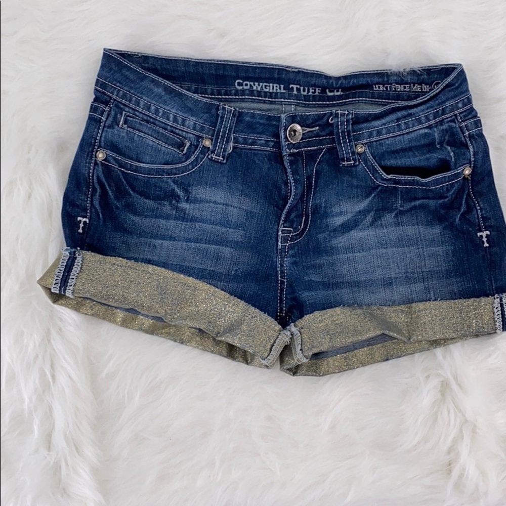 NWOT Cowgirl Tuff shorts with sparkling legs